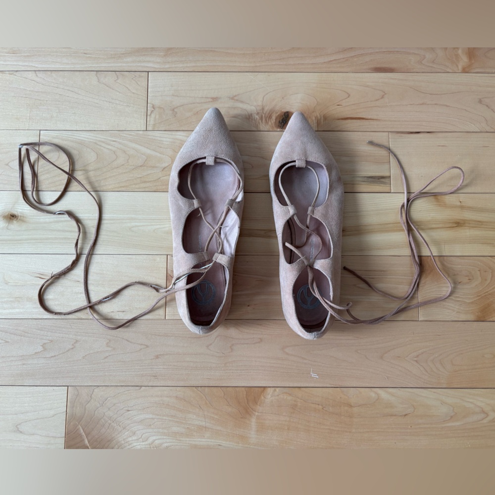 PRE-OWNED Wishbone Elegant Women's Lace-Up Dusty Pink Suede Flats | 9